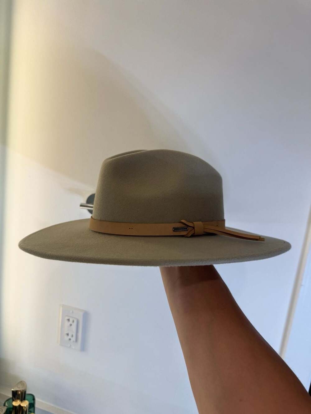 Brixton Field Proper Felt Fedora Hat in Timberwolf Grey